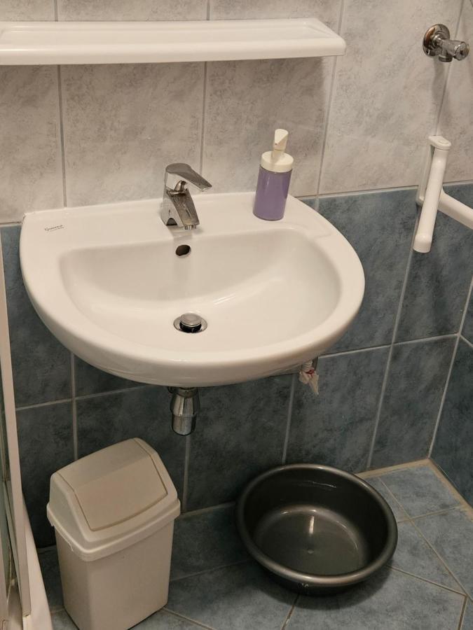 Apartments Trojak Baška Exteriör bild