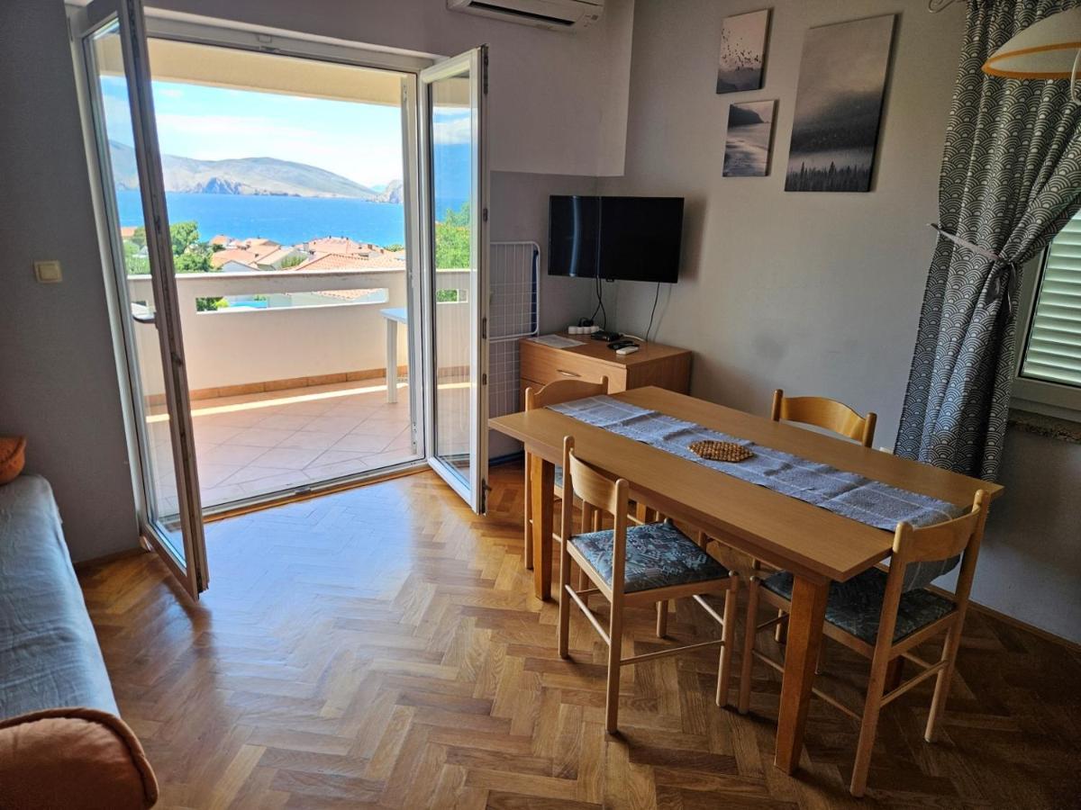 Apartments Trojak Baška Exteriör bild