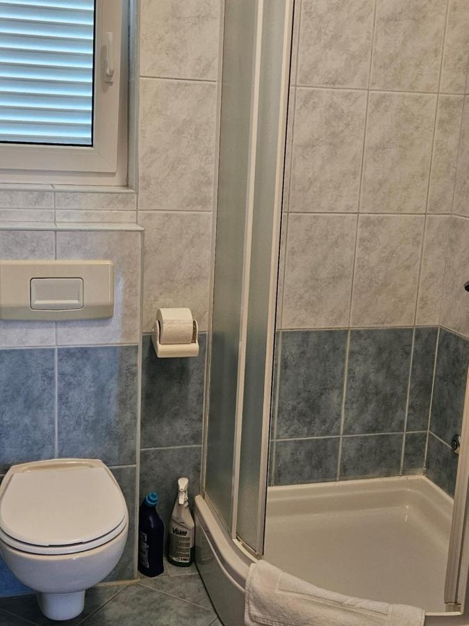 Apartments Trojak Baška Exteriör bild